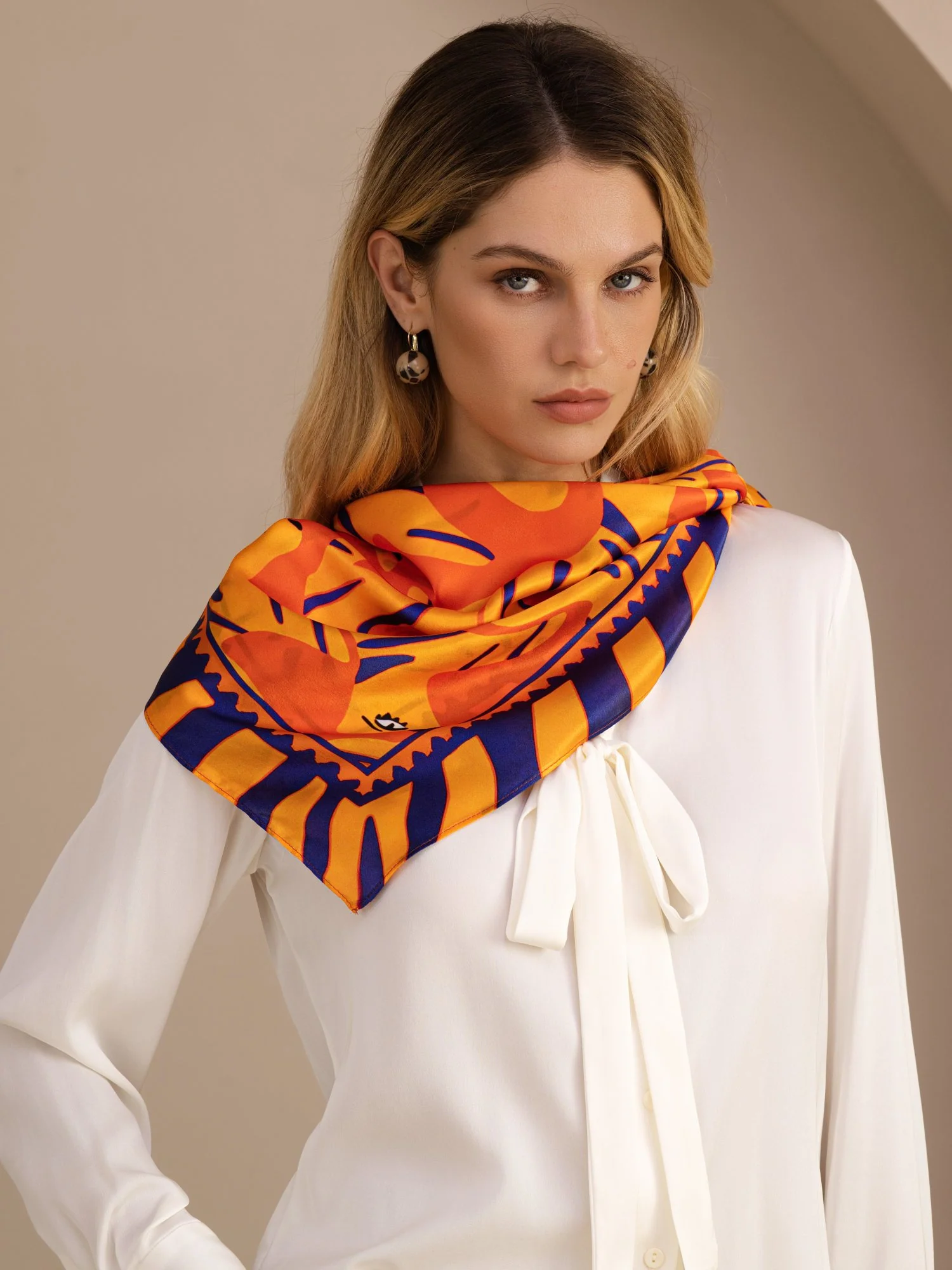 100% Mulberry Silk Dog Pattern Scarf - Size 90x90cm - Image 2