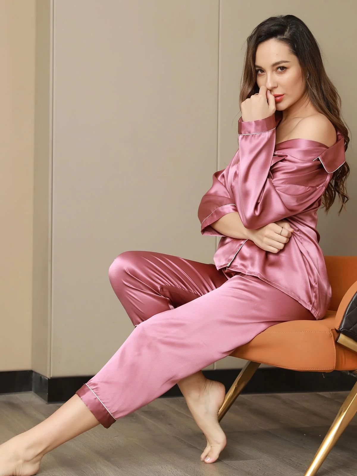 Pure Silk Long Sleeve Button Up Women's Pyjamas Set - Image 43