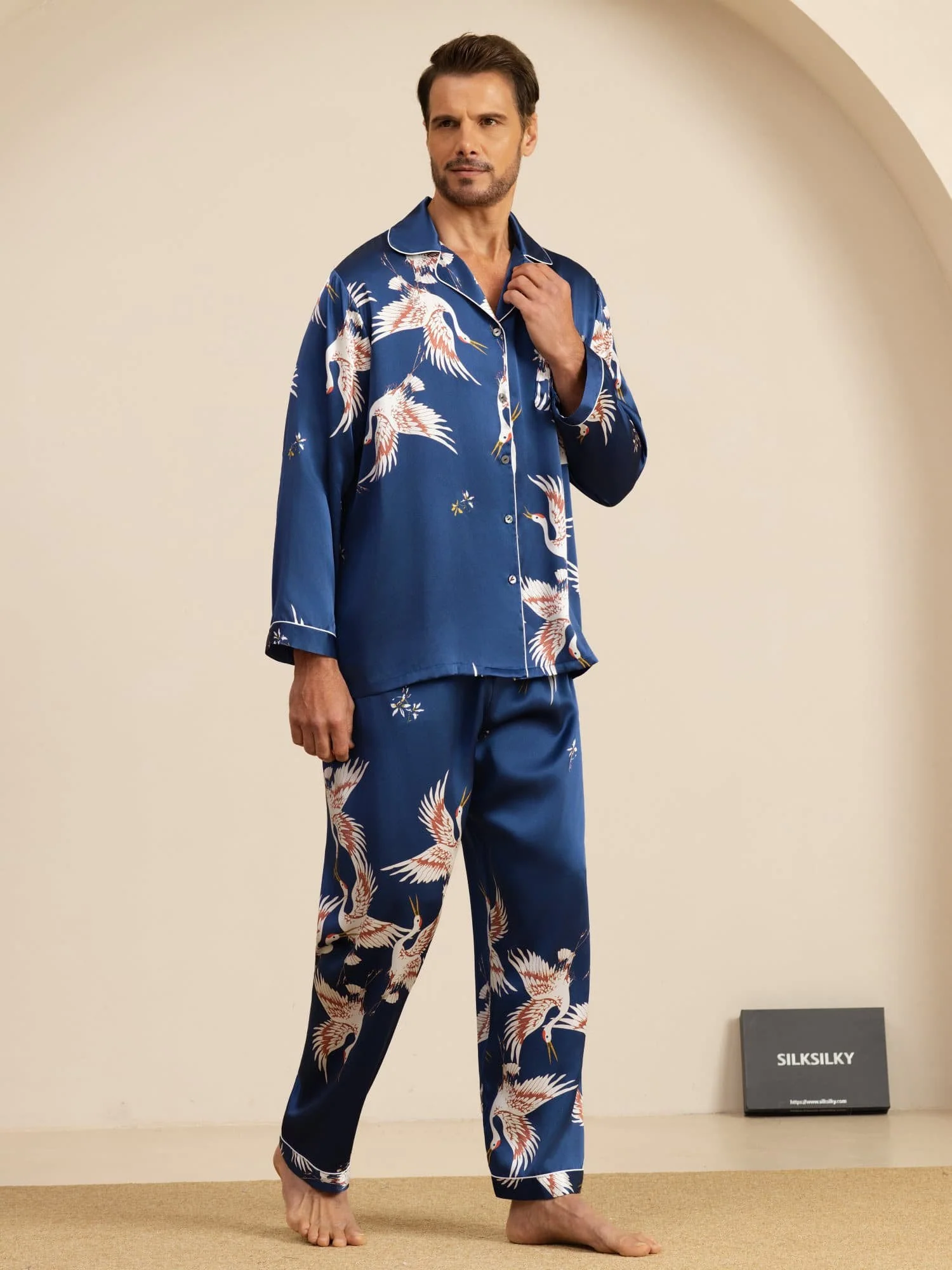 19Momme Pure Silk Men's Crane Print Long Sleeve Notch Collar Pajamas Set - Image 4