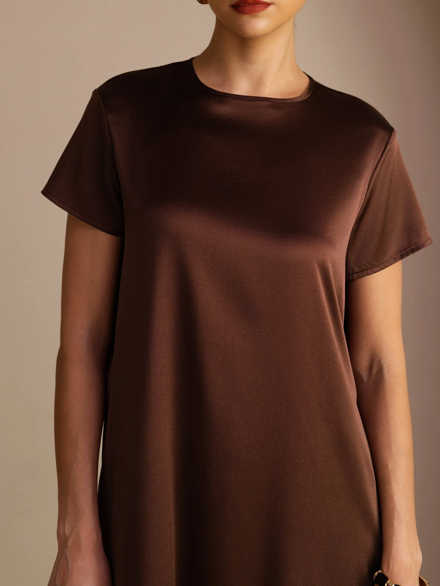 19Momme Silk Short Sleeve Crew Neck Midi Dress With Side Pockets - Image 12