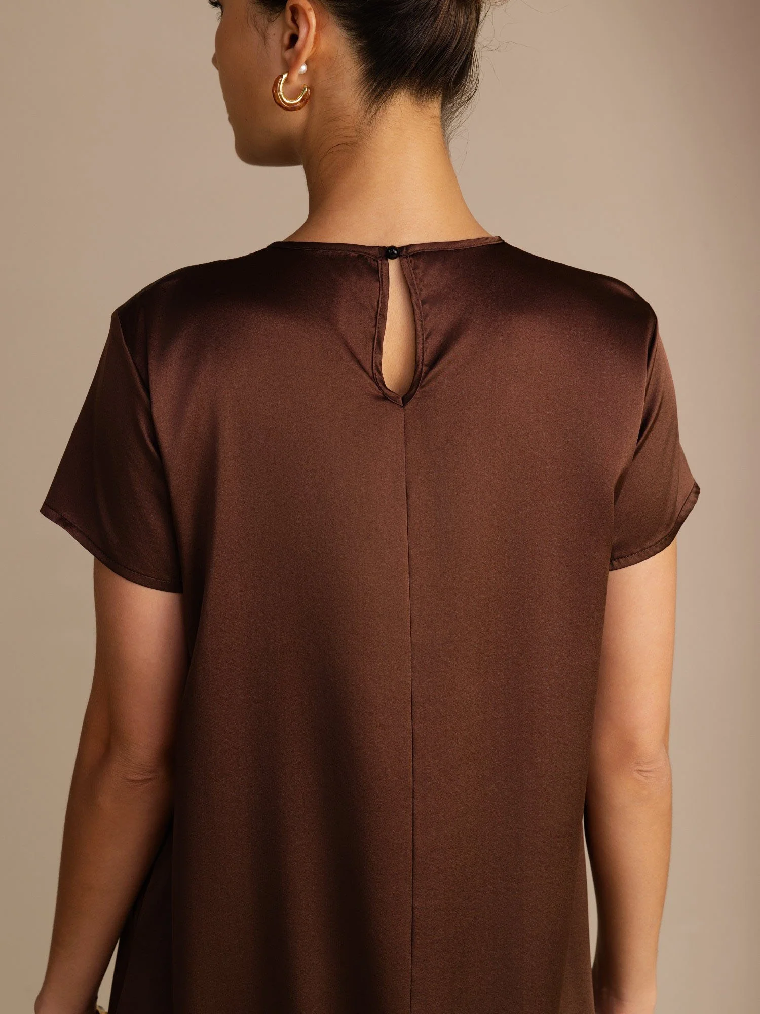 19Momme Silk Short Sleeve Crew Neck Midi Dress With Side Pockets - Image 13