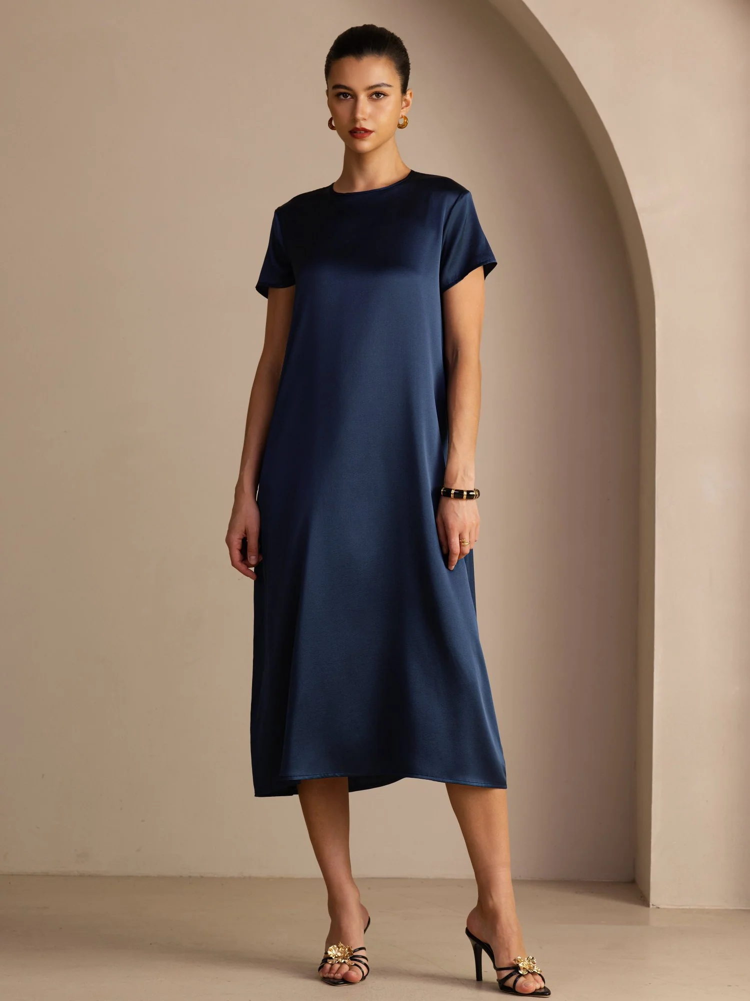 19Momme Silk Short Sleeve Crew Neck Midi Dress With Side Pockets - Image 14