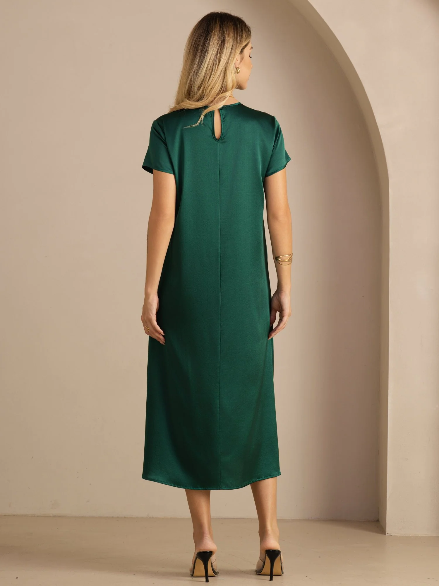 19Momme Silk Short Sleeve Crew Neck Midi Dress With Side Pockets - Image 2