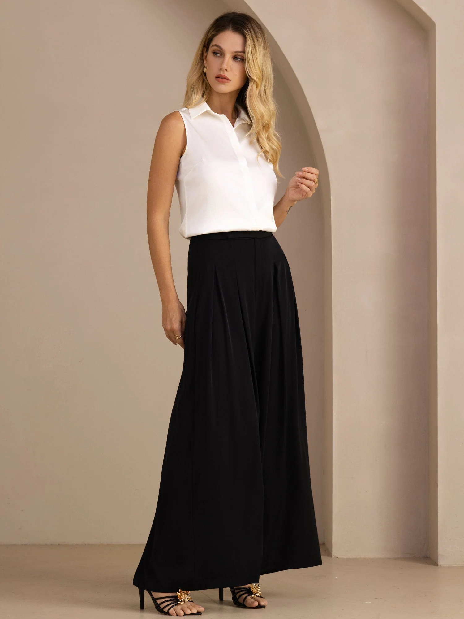 19Momme Silk Sleeveless Lapel Collar Women's Shirt with Button Up Design - Image 14