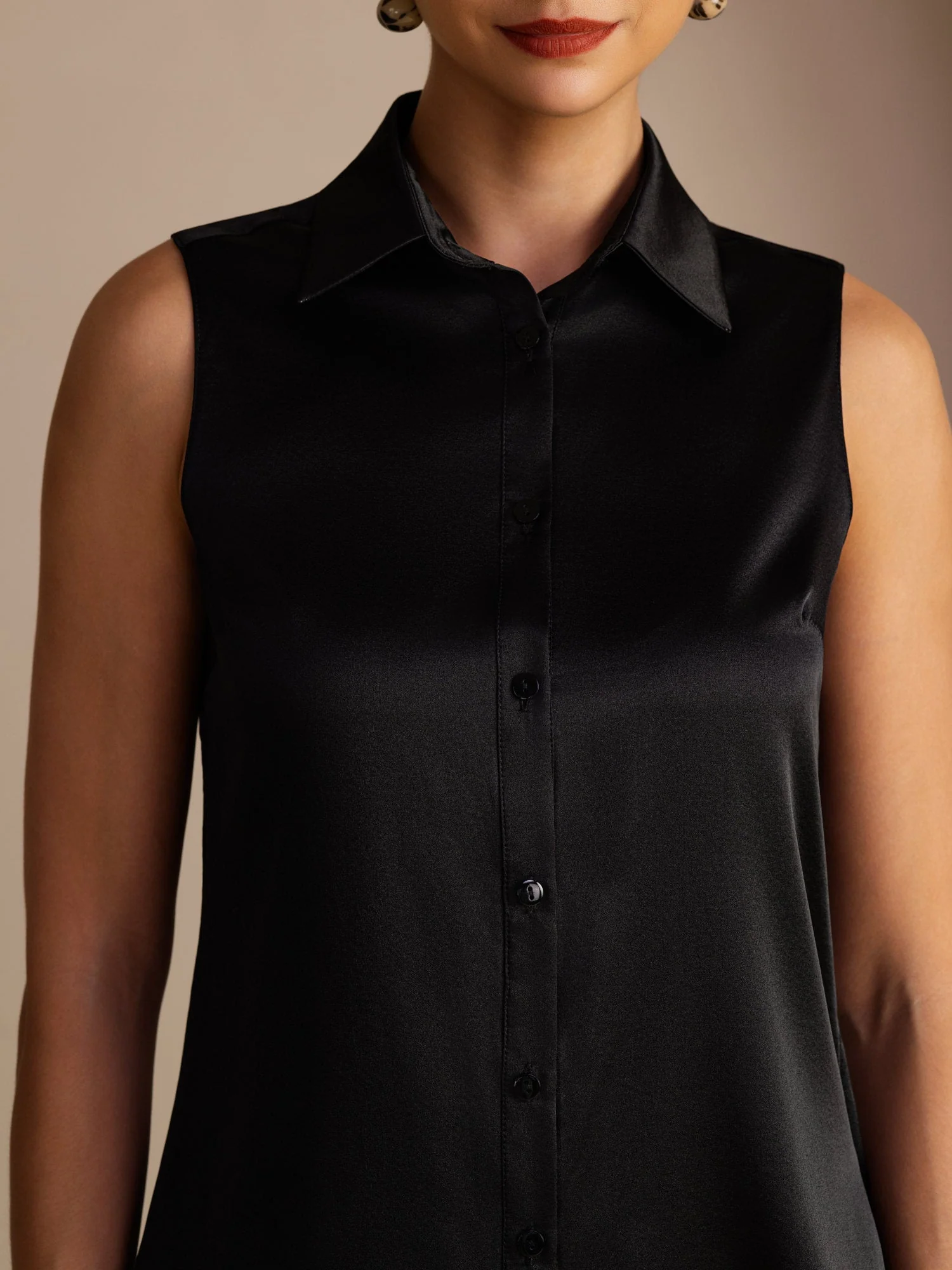 19Momme Silk Sleeveless Lapel Collar Women's Shirt with Button Up Design - Image 18
