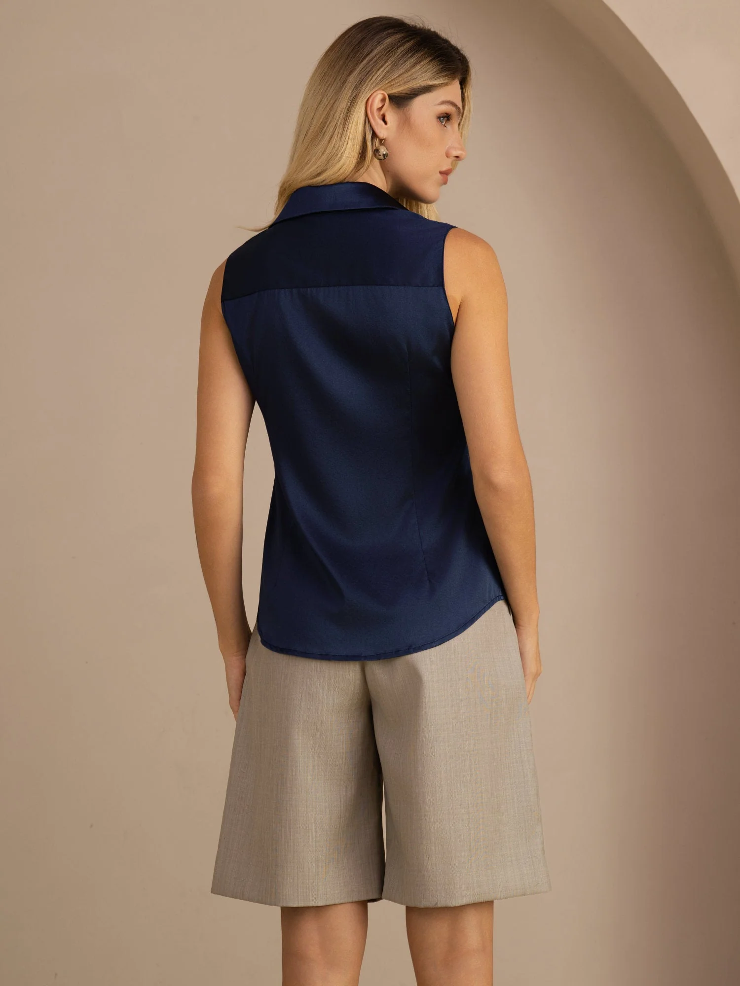 19Momme Silk Sleeveless Lapel Collar Women's Shirt with Button Up Design - Image 28