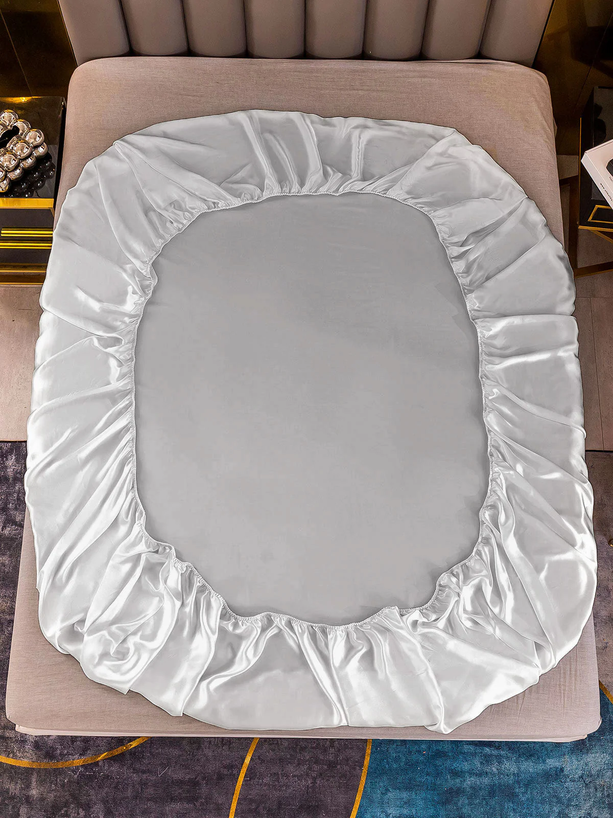 22Momme Mulberry Silk Seamless Fitted Sheet - Image 14