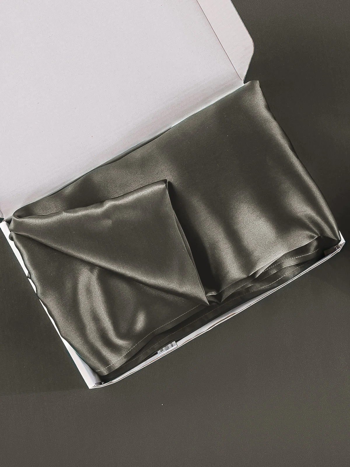 2Pcs 22Momme 100% Silk Pillowcases Bundle - Hidden Zipper - Image 5