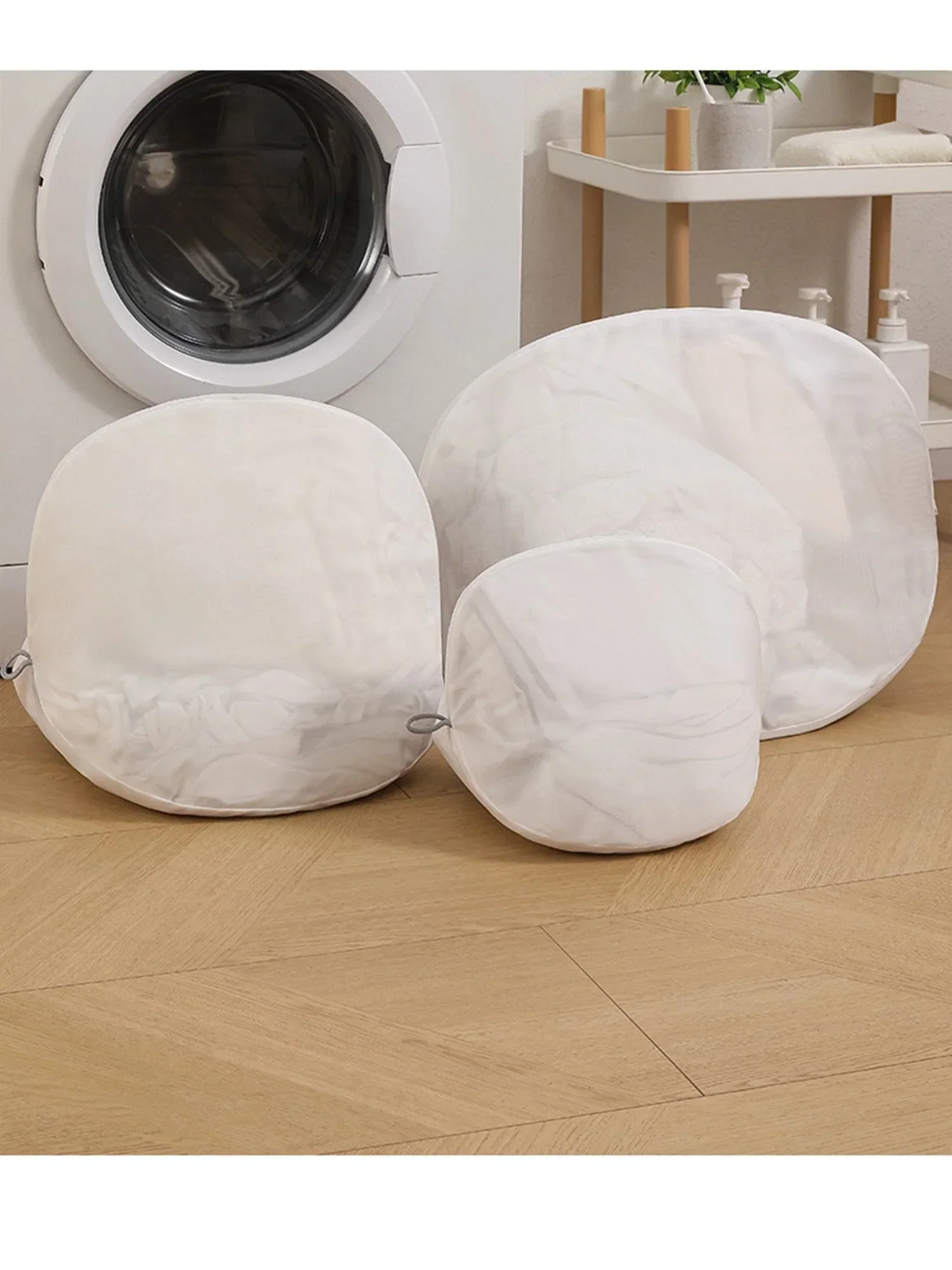 3-Piece Laundry Wash Bag Set for Silk Care - Image 3