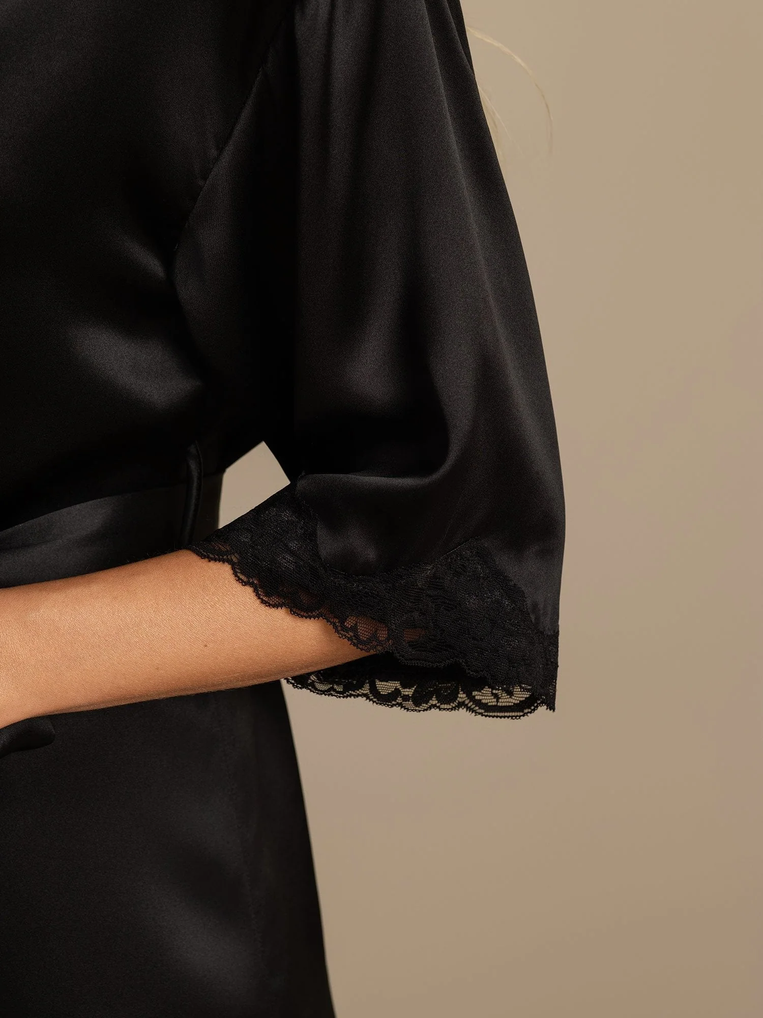 Pure Silk Basic Women's Robe with Lace Design - Image 4