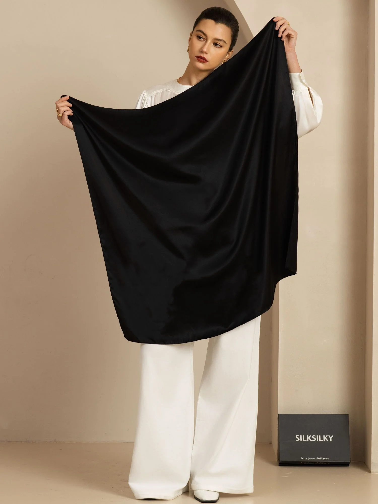 Pure Silk Classic Elegant Square Scarf - Size 90x90cm - Image 12