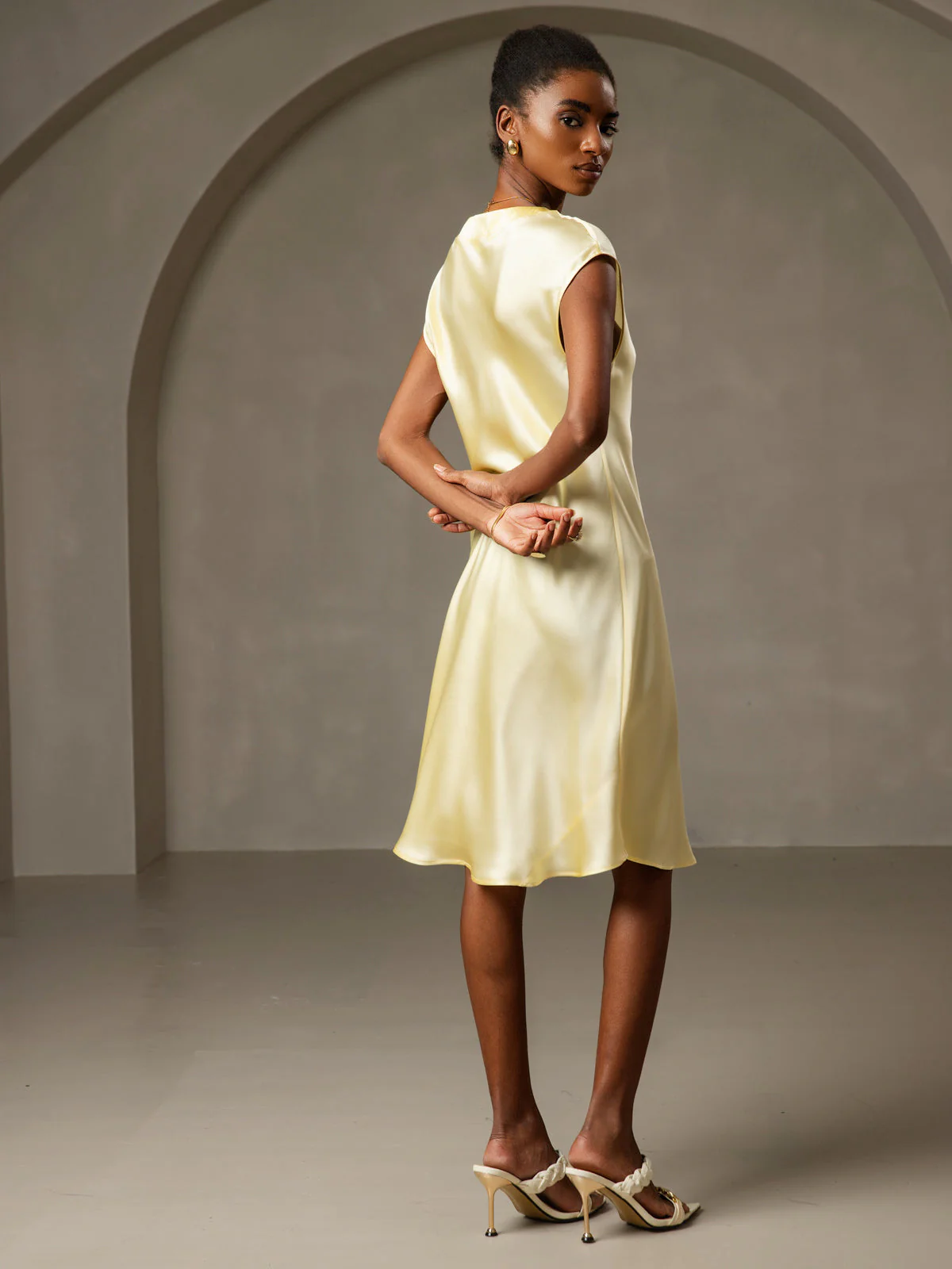 Pure Silk Cap Sleeve V-neck Nightgown - Image 37