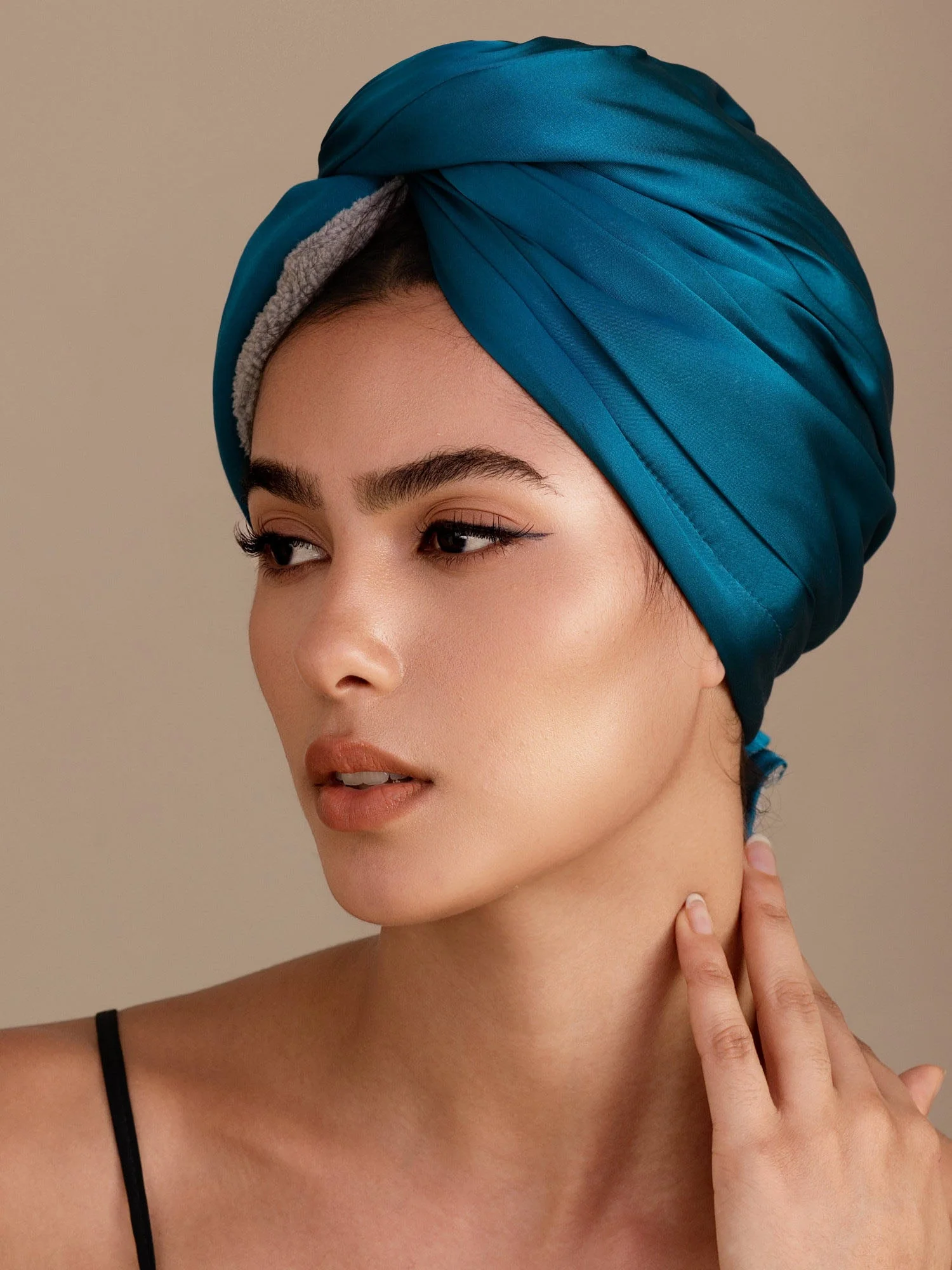 100% Mulberry Silk Double-Sided Hair Towel Wrap – Quick Dry, Frizz Free & Gentle on Hair - Image 20