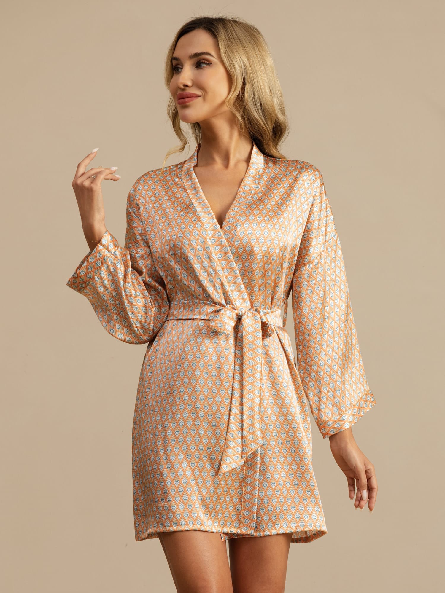 Pure Silk Women’s Long Sleeve Heart Geo Printed Short Belted Robe - Image 7