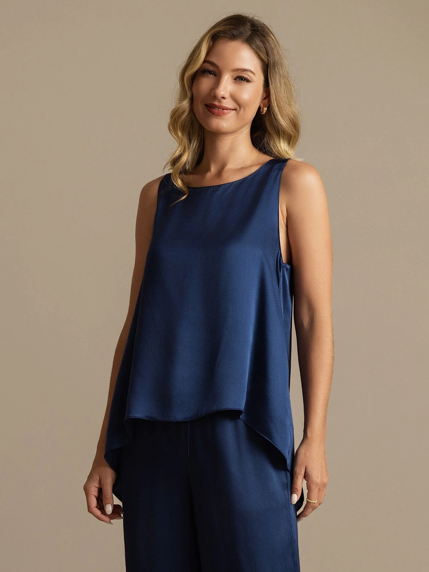 Pure Silk Sleeveless U-Neck Backless High-low Tank Top & Wide Leg Pants Set - Image 11