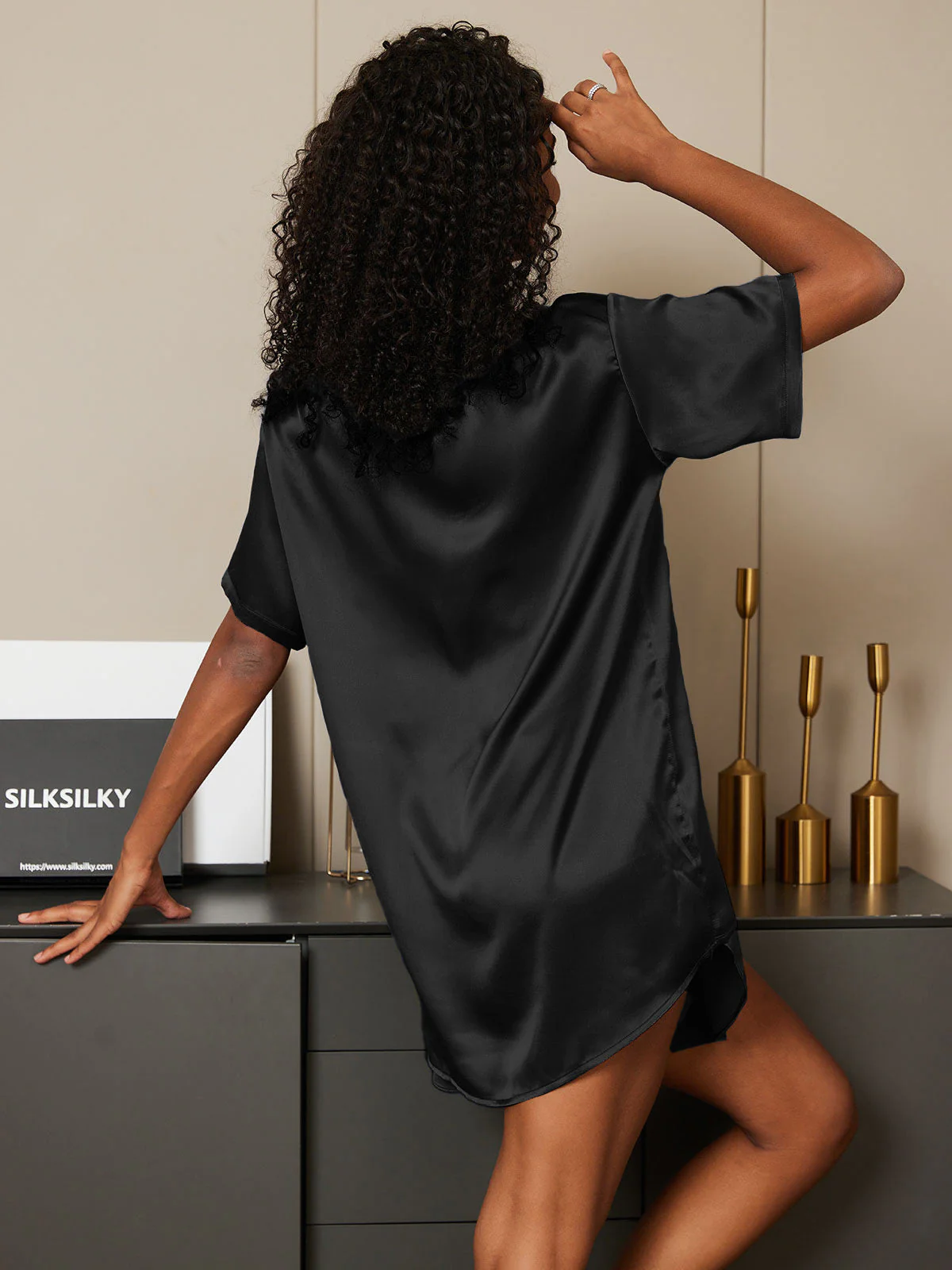 Pure Silk Short Sleeve Round Neck Women's Pyjamas Set - Image 26