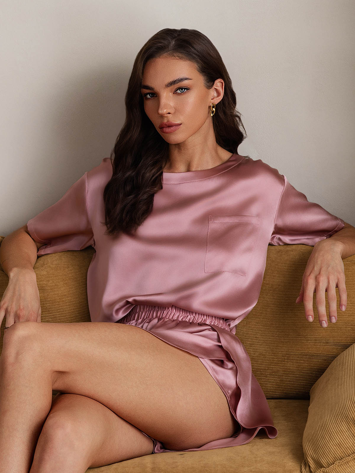 Pure Silk Short Sleeve Round Neck Women's Pyjamas Set - Image 29