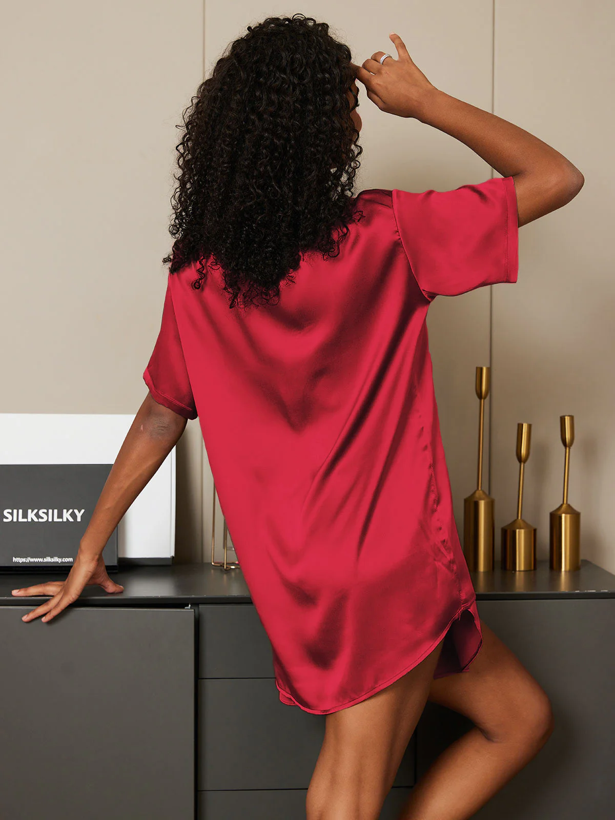 Pure Silk Short Sleeve Round Neck Women's Pyjamas Set - Image 37