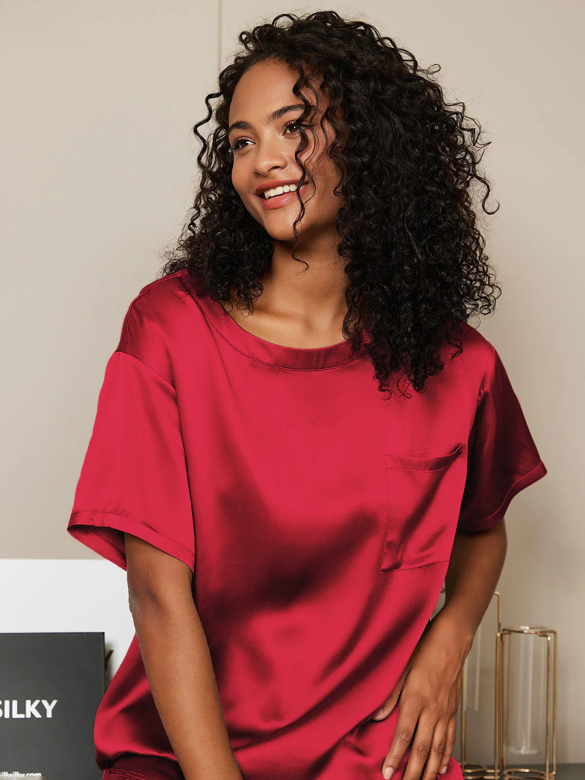 Pure Silk Short Sleeve Round Neck Women's Pyjamas Set - Image 41