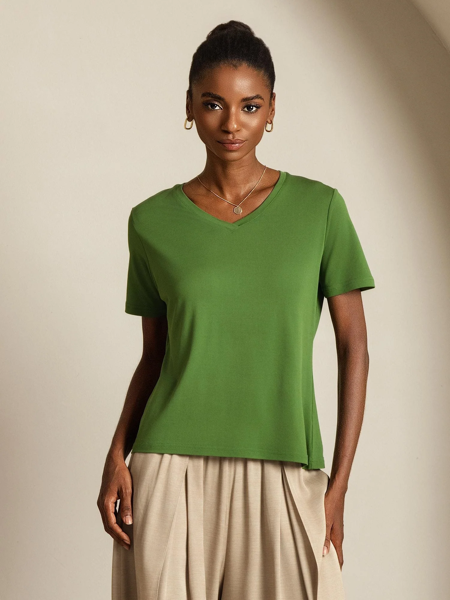 Pure Silk V Neck Short-Sleeve Snag-Resistant Women's T-Shirt - Image 45