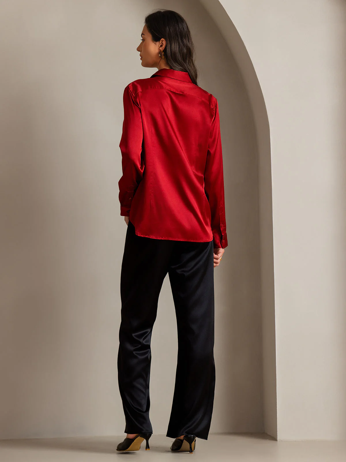 19Momme Silk Long Sleeve Lapel Collar Women's Shirt with Button Up Design - Image 2
