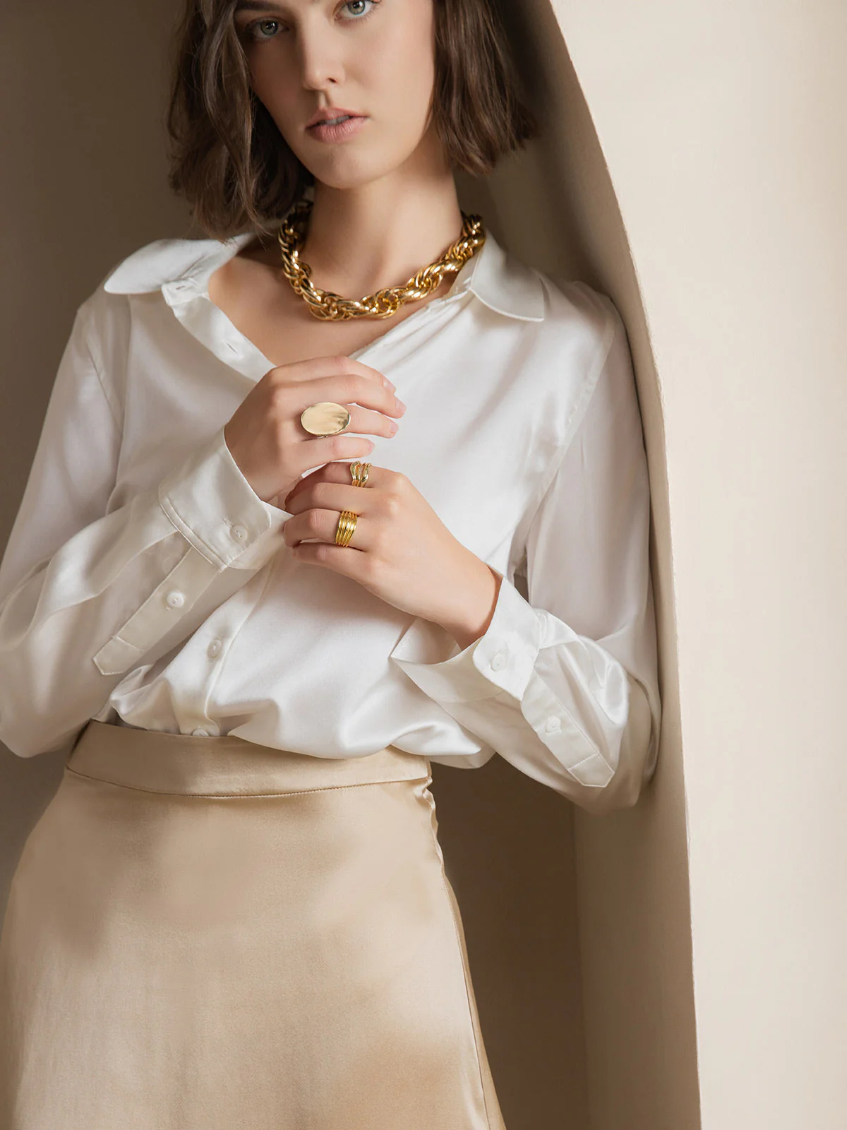 19Momme Silk Long Sleeve Lapel Collar Women's Shirt with Button Up Design - Image 9