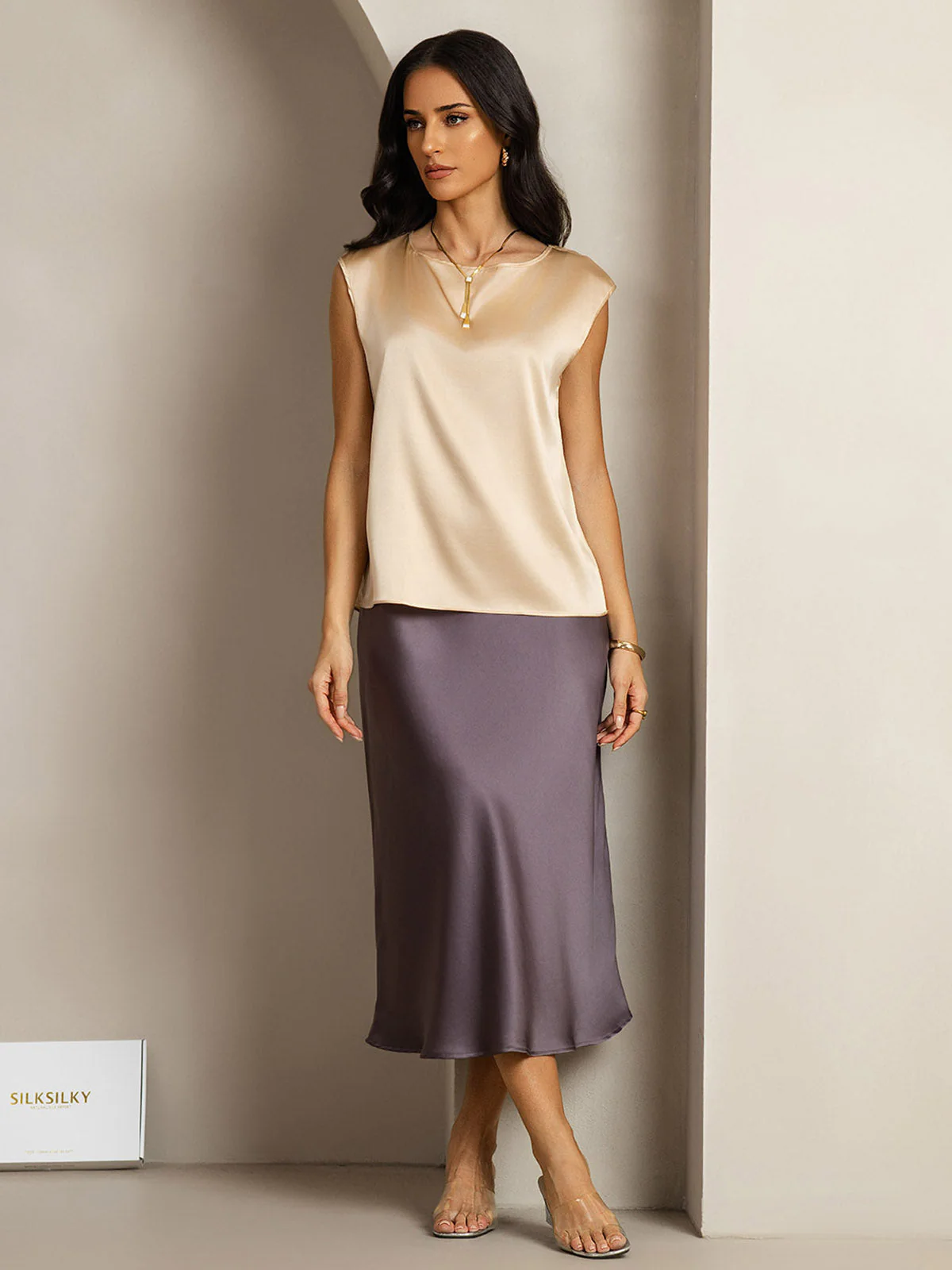 19Momme Women's Silk Cap Sleeve Round Neck Top - Image 44