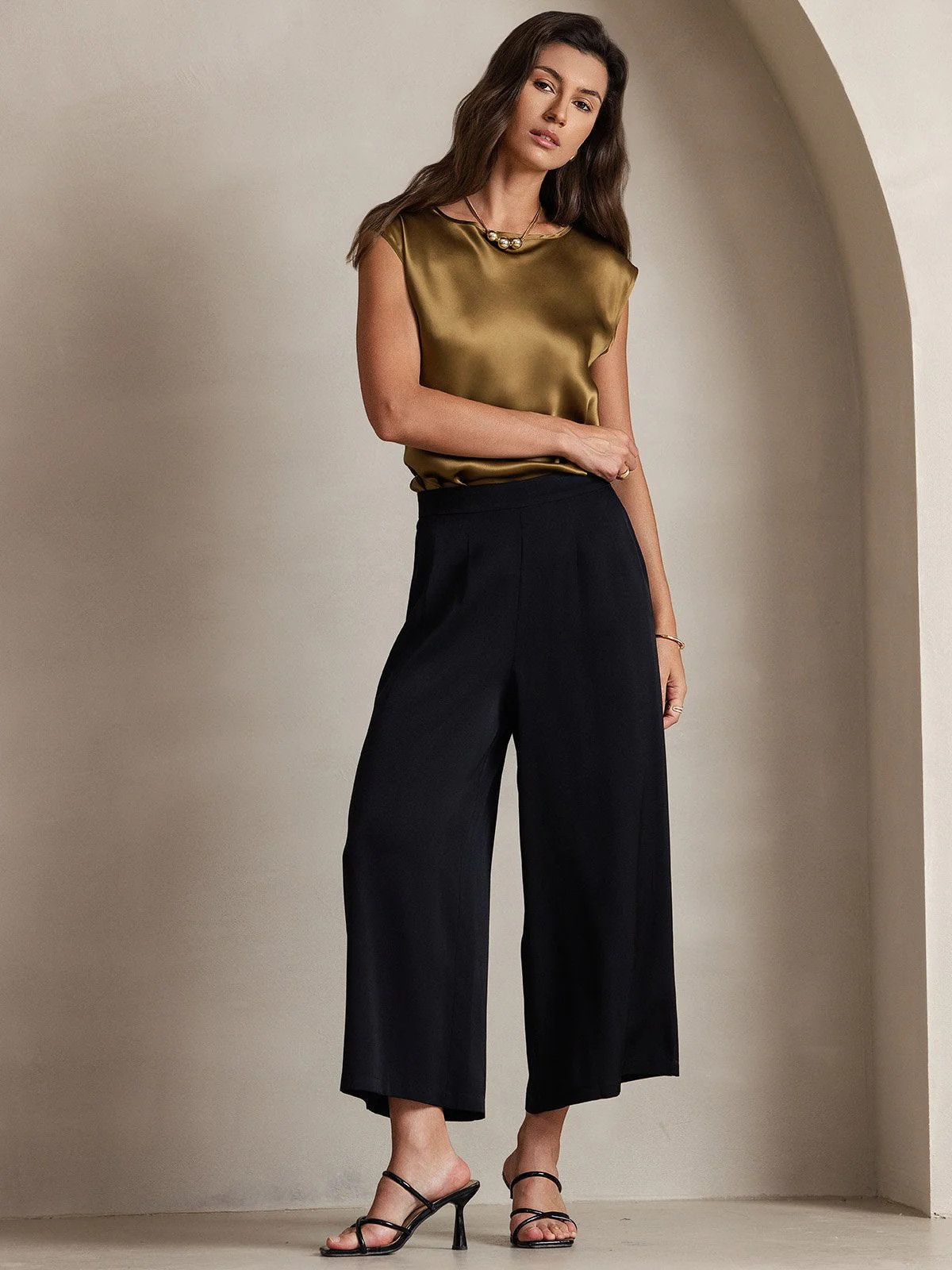 19Momme Silk Cap Sleeve Round Neck Women's Top - Image 28