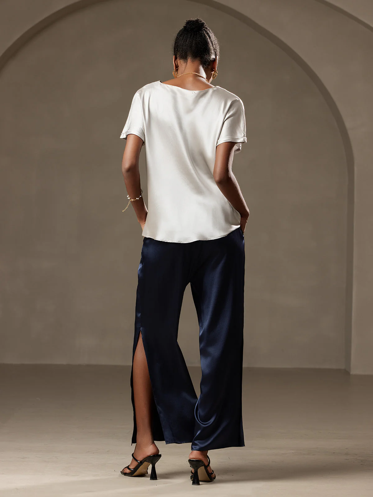 19Momme Silk Short Sleeve Boat Neck Women's T-Shirt - Image 2