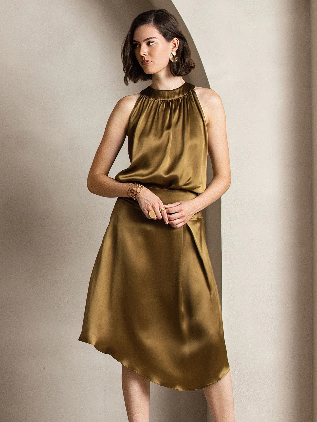 19Momme Silk Sleeveless Halter Neck Women's Top - Image 36