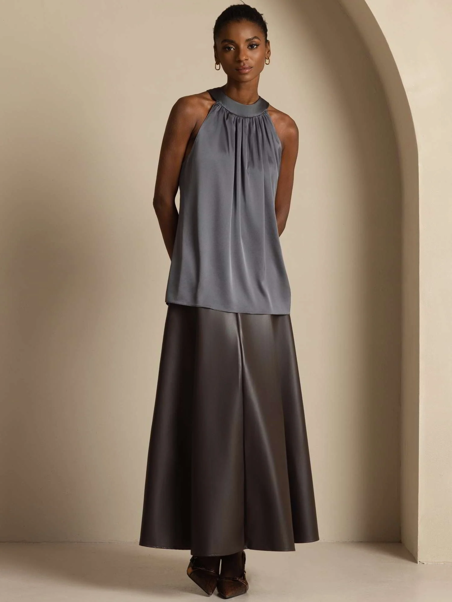 19Momme Silk Sleeveless Halter Neck Women's Top - Image 39