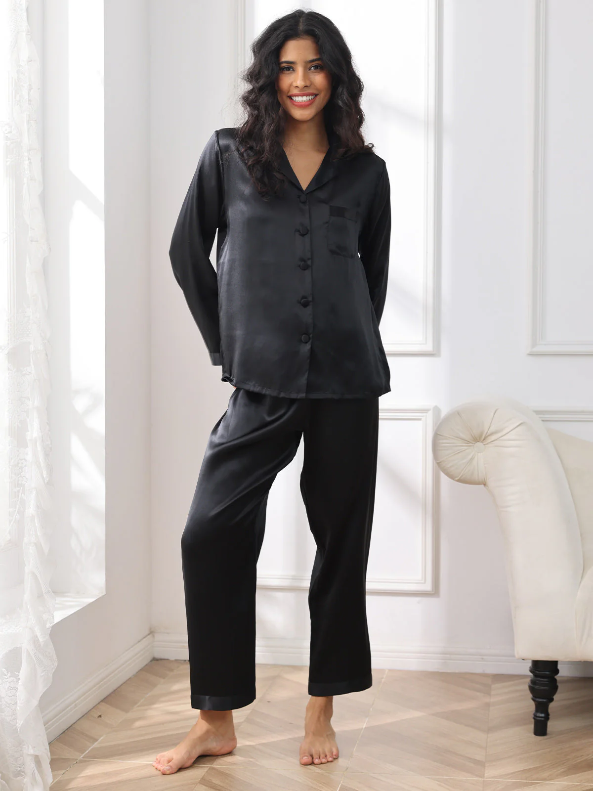 Pure Silk Long Sleeve Women's Pyjamas Set - Image 16