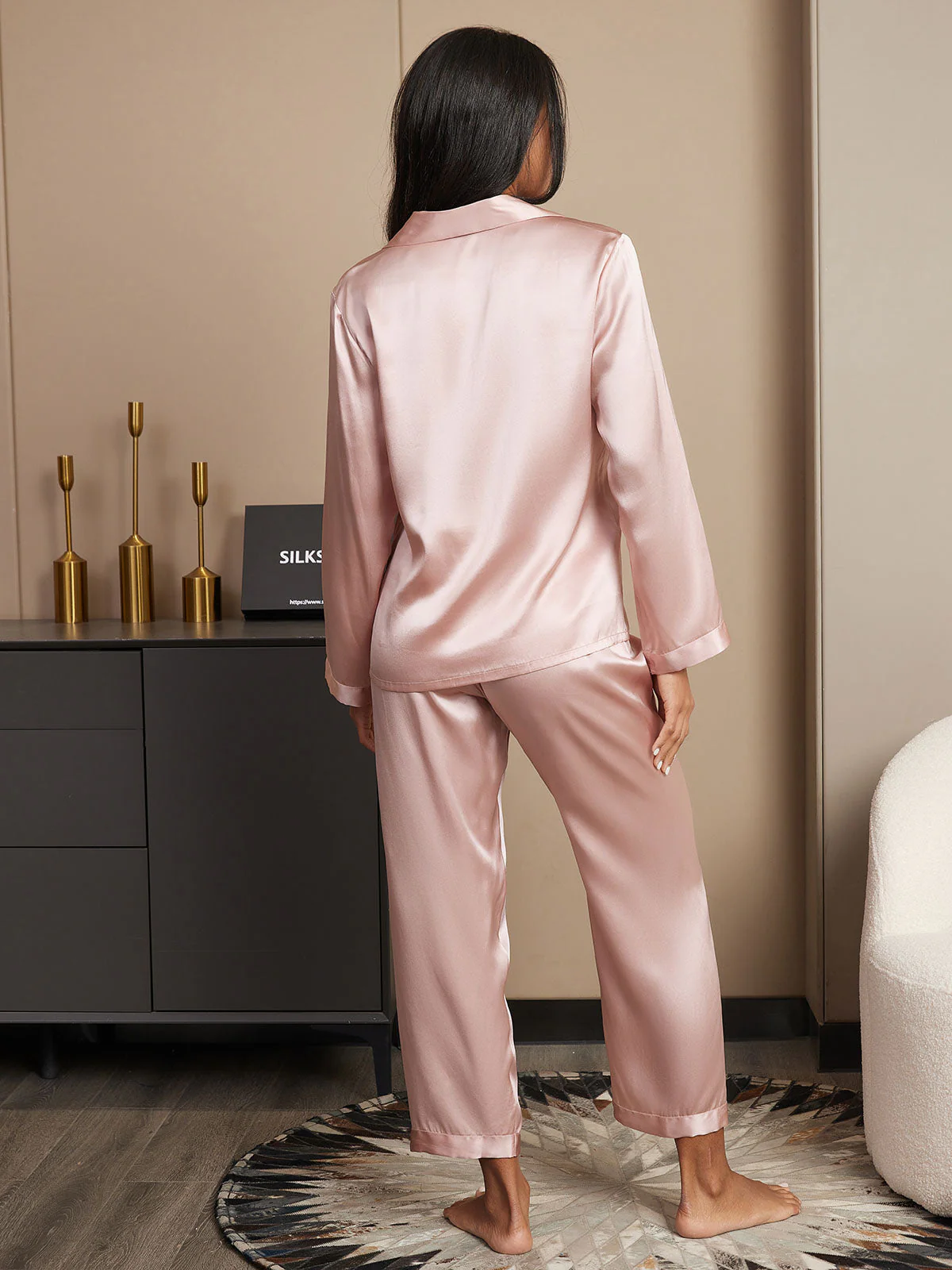 Pure Silk Long Sleeve Women's Pyjamas Set - Image 2