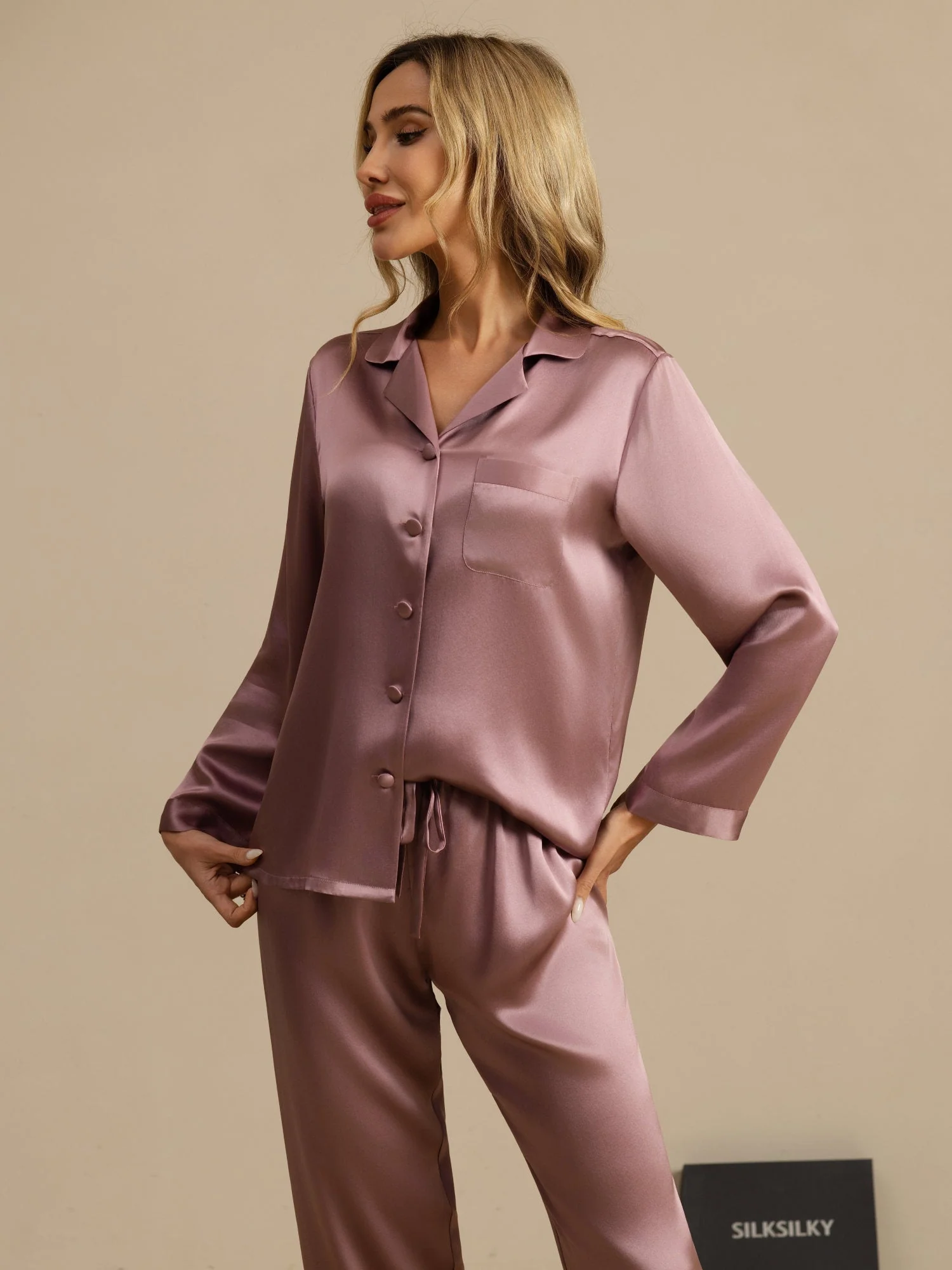Pure Silk Long Sleeve Women's Pyjamas Set - Image 55