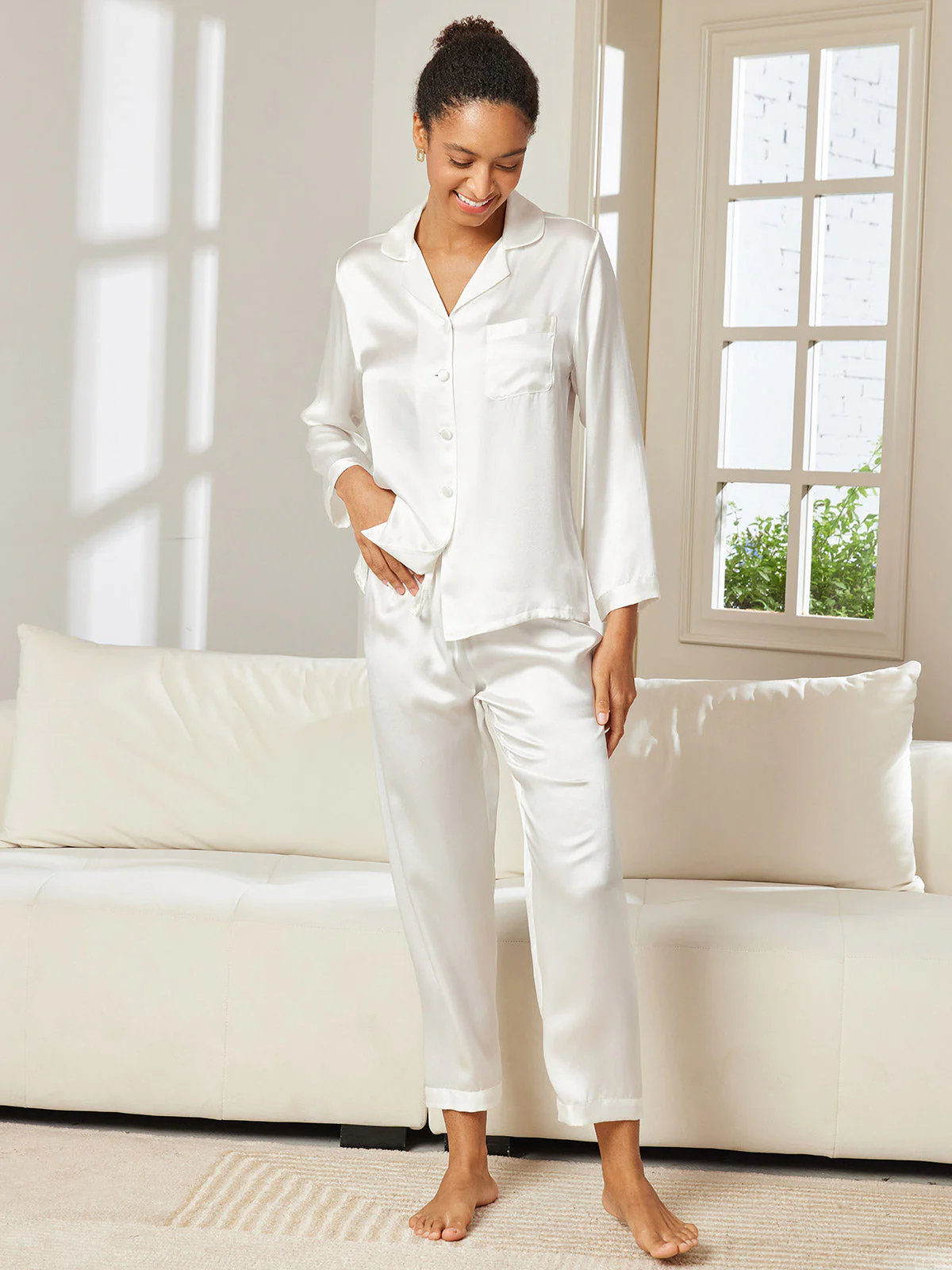 Pure Silk Long Sleeve Women's Pyjamas Set - Image 61