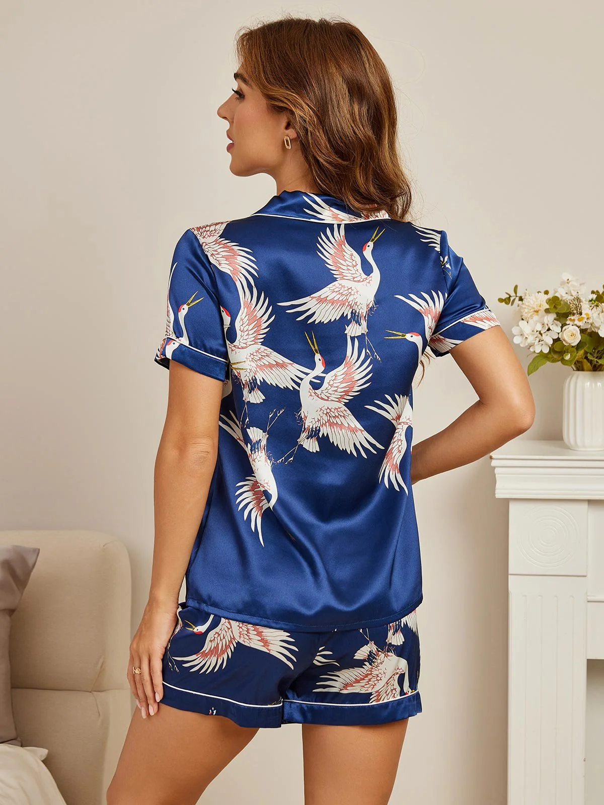 19Momme Women's Pure Silk Crane Print Short Sleeve Notch Collar Pyjamas Set - Image 17